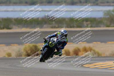 media/Oct-08-2022-SoCal Trackdays (Sat) [[1fc3beec89]]/Turn 14 (1050am)/